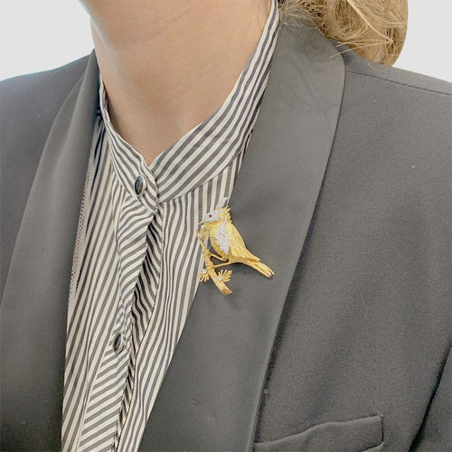 Broche Broche Boucheron, "Oiseau sur sa branche", or jaune, platine. 58 Facettes 32532
