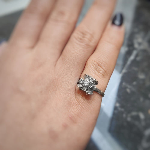 Bague Bague en or blanc et diamant 58 Facettes 16706