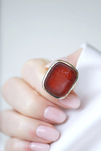 Bague 52 Bague chevalière intaille héraldique sardoine 58 Facettes