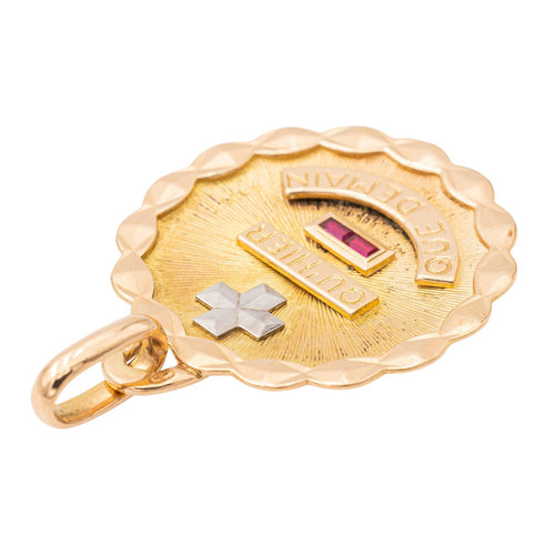 Pendentif Augis Pendentif Médaille Médaille d'amour Or jaune Rubis 58 Facettes 2360809CN