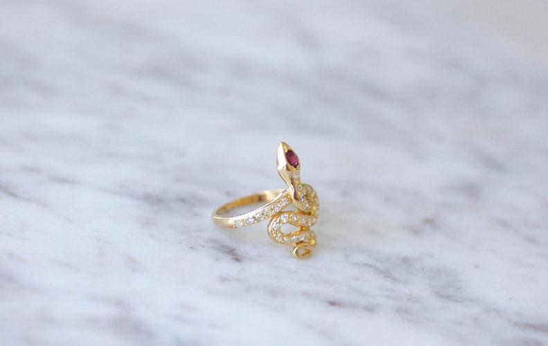 Bague Bague Serpent Diamants et Rubis 58 Facettes