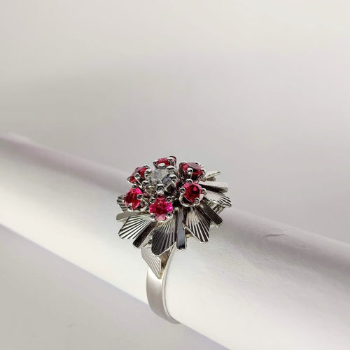 Bague 52 Bague motifs floraux en or blanc Diamant et rubis 58 Facettes 5592