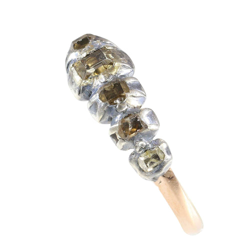Bague 58 Murmures du passé : une bague baroque en diamant de 1700 58 Facettes 23331-0140