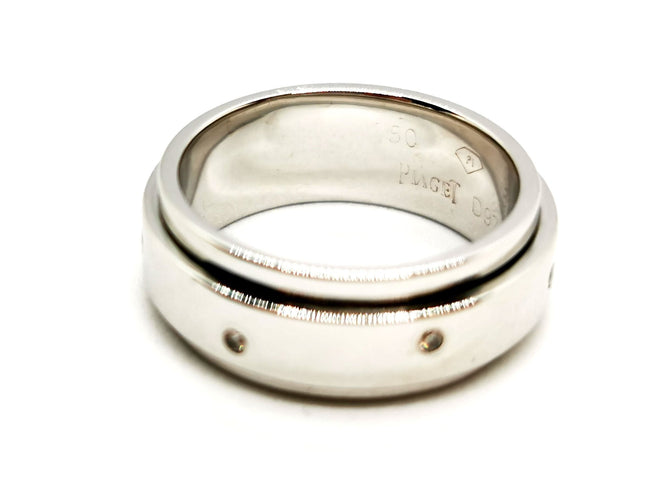 Bague 52 Piaget Bague Alliance Possession Or blanc Diamant 58 Facettes 1292361CN