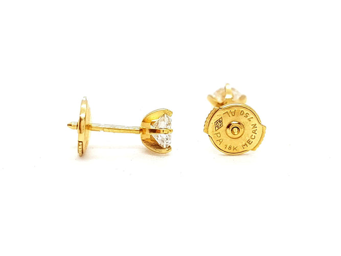 Boucles d'oreilles Boucles d'oreilles Puces Or jaune Diamant 58 Facettes 06429CD
