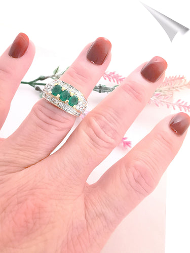 Bague 55 Bague Emeraudes, Diamants et Or 58 Facettes AA 1540