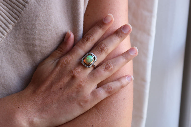 Bague 53 Bague ancienne octogonale OPALE et diamants 58 Facettes 394