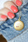 Pendentif Médaillon ancien Hirondelle et Cerises 58 Facettes