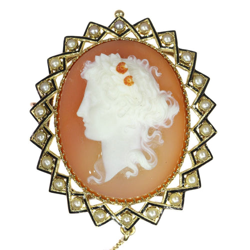 Broche Broche camée or, perles émail noir 58 Facettes 19176-0039