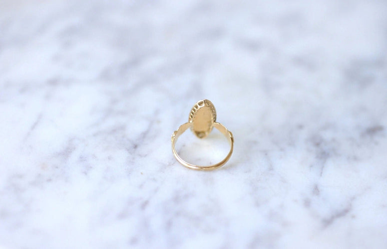 Bague Bague sentimentale fleur perles sur émail 58 Facettes