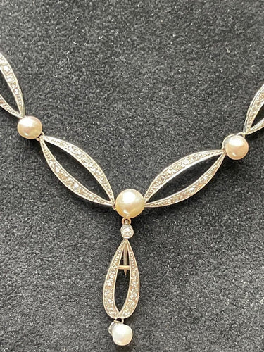 Collier Collier En Platine Et Perles Fines 58 Facettes 1026436