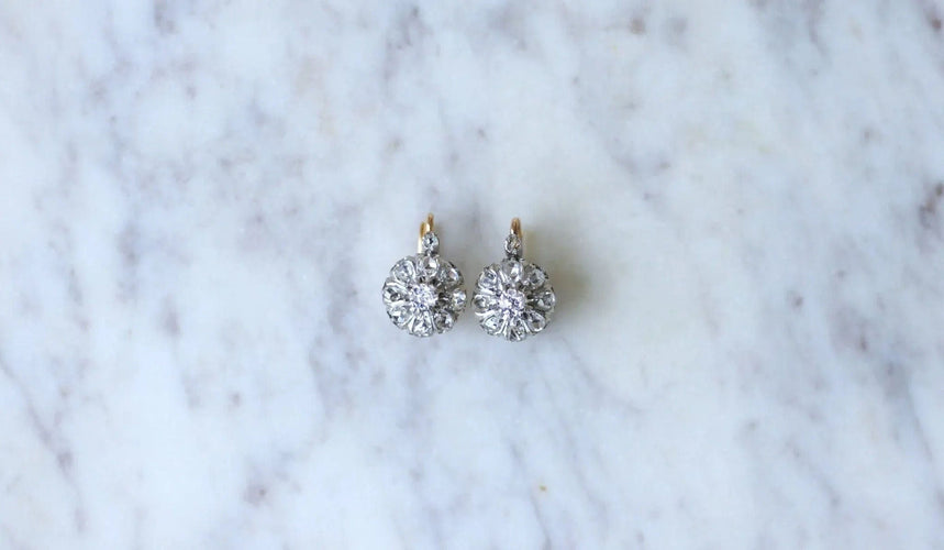 Boucles d'oreilles Boucles d'oreilles dormeuses Or jaune Platine Diamants 58 Facettes