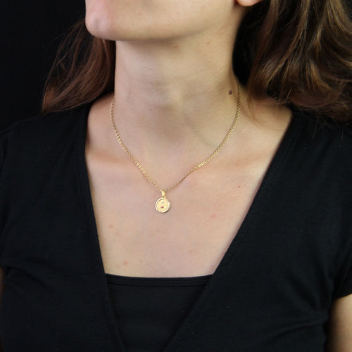 Pendentif Pendentif or jaune + qu'hier - que demain 58 Facettes CVP48