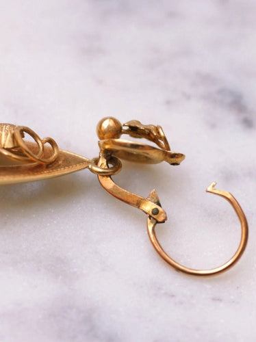 Boucles d'oreilles Boucles d'oreilles anciennes dormeuses "feuille de vigne" en or 58 Facettes