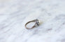 Bague Bague marguerite diamants et perle 58 Facettes