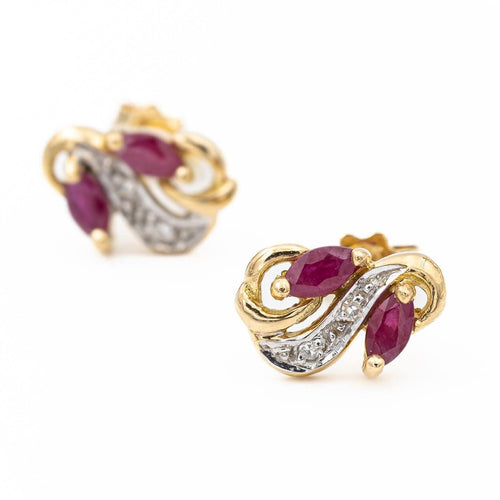 Boucles d'oreilles Boucles d'oreilles Puces Or jaune Rubis 58 Facettes 1667885CN