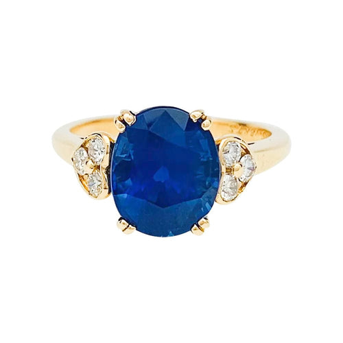 Bague 53 Bague Mauboussin, centrée d'un saphir ovale encadré de diamants. 58 Facettes 31233