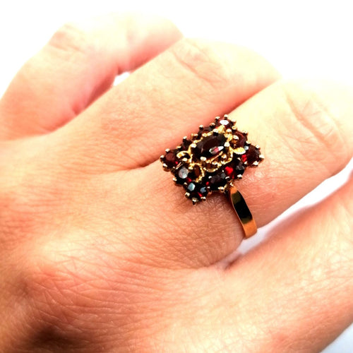 Bague 54 Bague vintage or jaune grenats 58 Facettes 3714