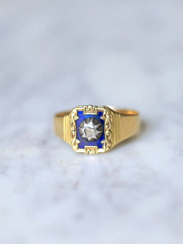 Bague Bague chevalière ancienne en or jaune et diamant sur émail bleu 58 Facettes