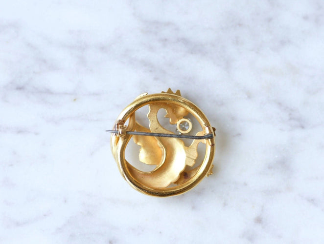Broche Or jaune / Diamant / XIXe Siècle Broche Chimère or et diamant 58 Facettes