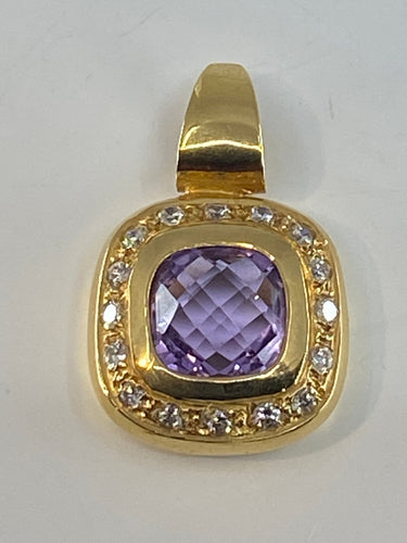 Pendentif Pendentif en or, améthyste, diamants 58 Facettes