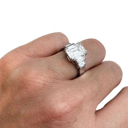 Bague 54 Bague diamant 3,05 carats en or blanc. 58 Facettes 30698