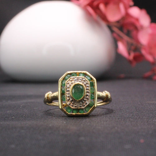 Bague Bague émeraude  sertie or jaune 58 Facettes