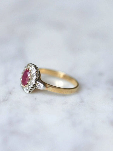 Bague de fiançailles rubis entourage diamants 58 Facettes