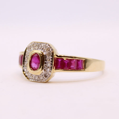 Bague Bague Octogonale Rubis et Diamants 58 Facettes