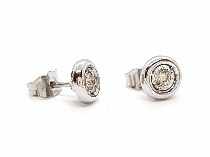 Boucles d'oreilles Boucles d'oreilles Puces Or blanc Diamant 58 Facettes 06446CD