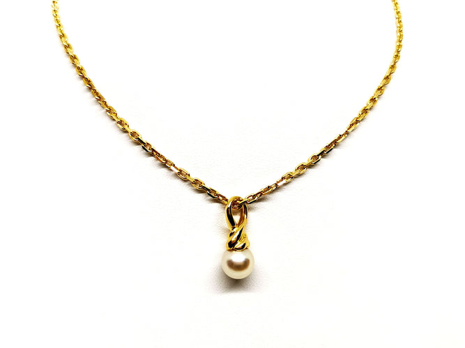 Collier Collier Chaîne + pendentif Or jaune Perle 58 Facettes 1468787CN
