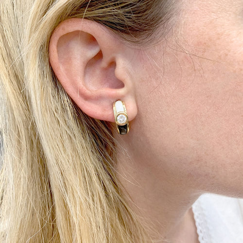 Boucles d'oreilles Boucles d'oreilles Mauboussin, "Nadia", or jaune, diamants et nacre. 58 Facettes 32912