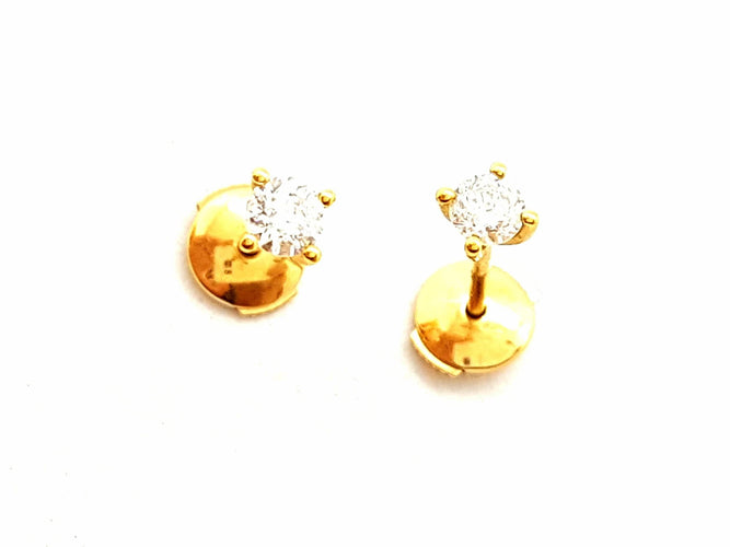 Boucles d'oreilles Boucles d'oreilles Puces Or jaune Diamant 58 Facettes 06432CD