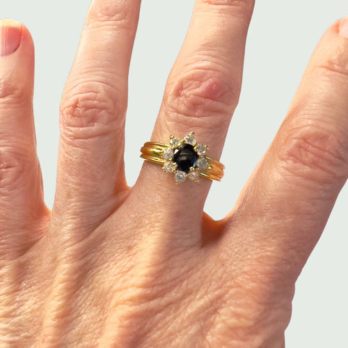 Bague 53.5 Bague contemporaine du XXe siècle en or 18 carats avec diamants et saphir 58 Facettes Q984A
