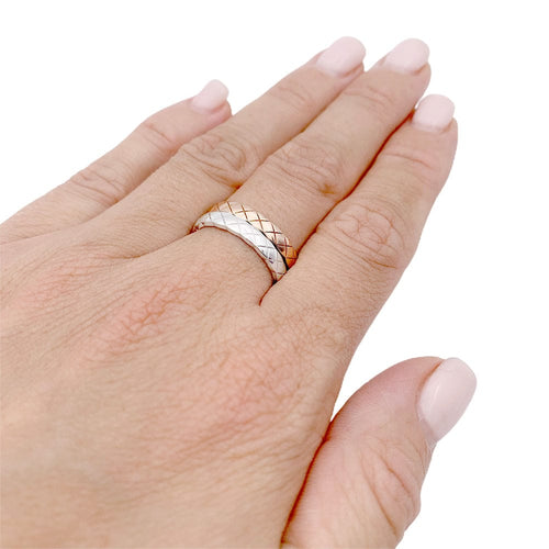 Bague 54 Bague alliance Chanel, "Coco Crush", or rose. 58 Facettes 33003
