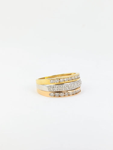 Bague Bague vintage trois ors et diamants 58 Facettes 707