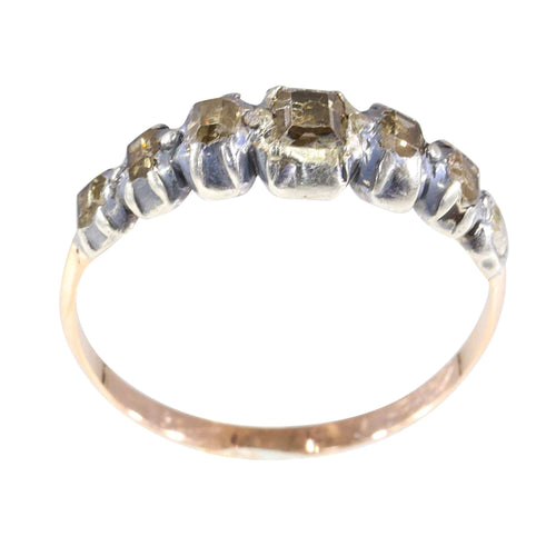 Bague 58 Murmures du passé : une bague baroque en diamant de 1700 58 Facettes 23331-0140