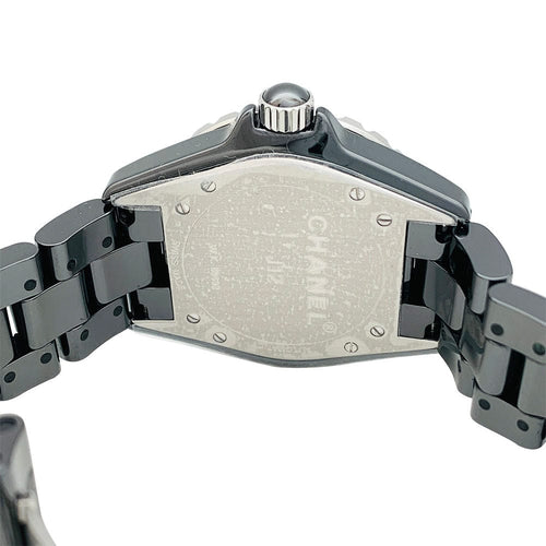 Montre Montre Chanel modèle "J12" en céramique noire et acier. 58 Facettes 30627