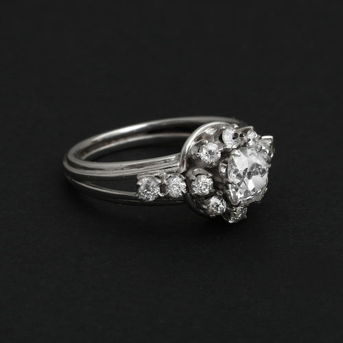 Bague Bague platine, or gris et diamants "Marguerite Sublime" 58 Facettes 1760