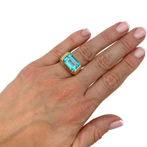 Bague 52 Bague Fred or jaune et topaze bleue. 58 Facettes 33027