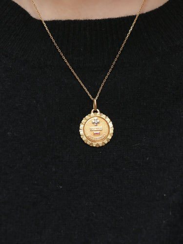 Pendentif AUGIS - Médaille Amour en or-  Plus qu’hier moins que demain 58 Facettes J249