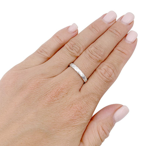 Bague 54 Bague alliance Chanel, "Coco Crush", or blanc. 58 Facettes 33004