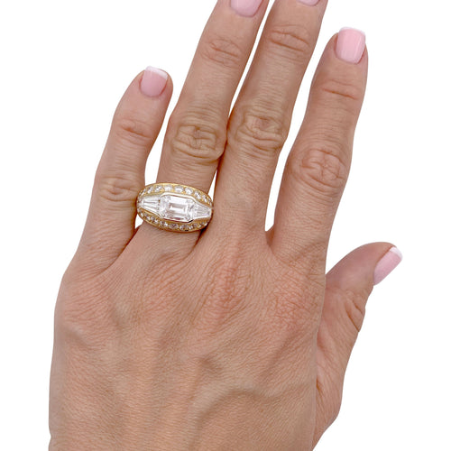 Bague 53 Bague jonc, or jaune, diamants. 58 Facettes 32988