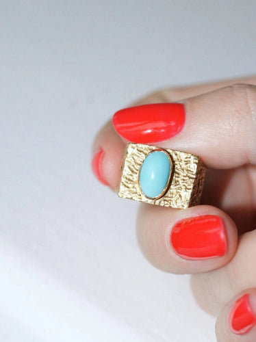 Bague chevalière or martelé et turquoise 58 Facettes
