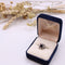 Bague Bague Marguerite or blanc saphir et diamants 58 Facettes