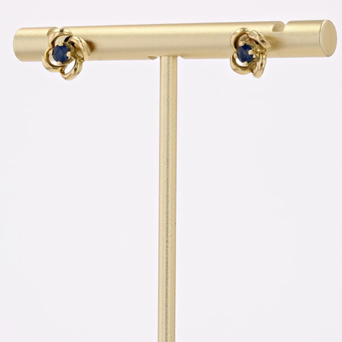 Boucles d'oreilles Puces d'oreilles fleurs saphirs or jaune 58 Facettes 19-020A