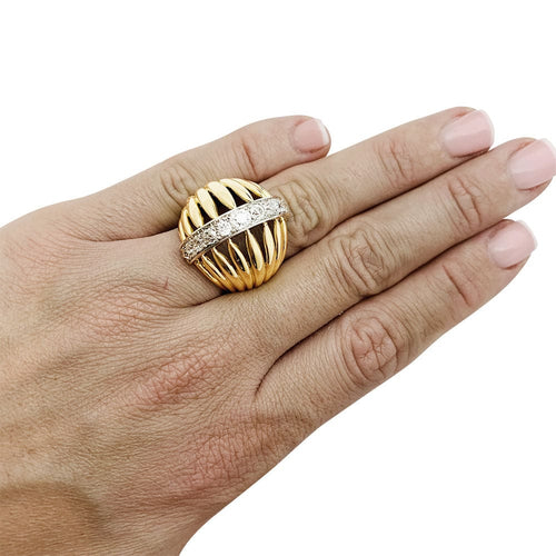 Bague 52 Bague dôme deux ors et diamants. 58 Facettes 30710