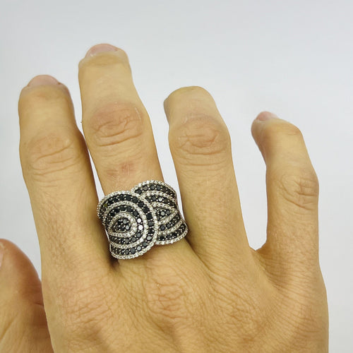 Bague Bague Or Blanc Diamants Noirs et Blancs 58 Facettes 20400000776