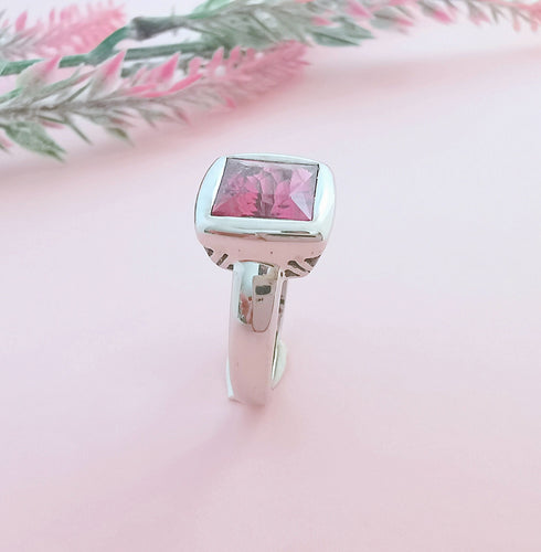 Bague 51.5 Bague Or blanc Tourmaline rose 58 Facettes AA 1628