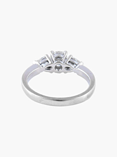 Bague Bague Solitaire Or Blanc Diamants. 58 Facettes